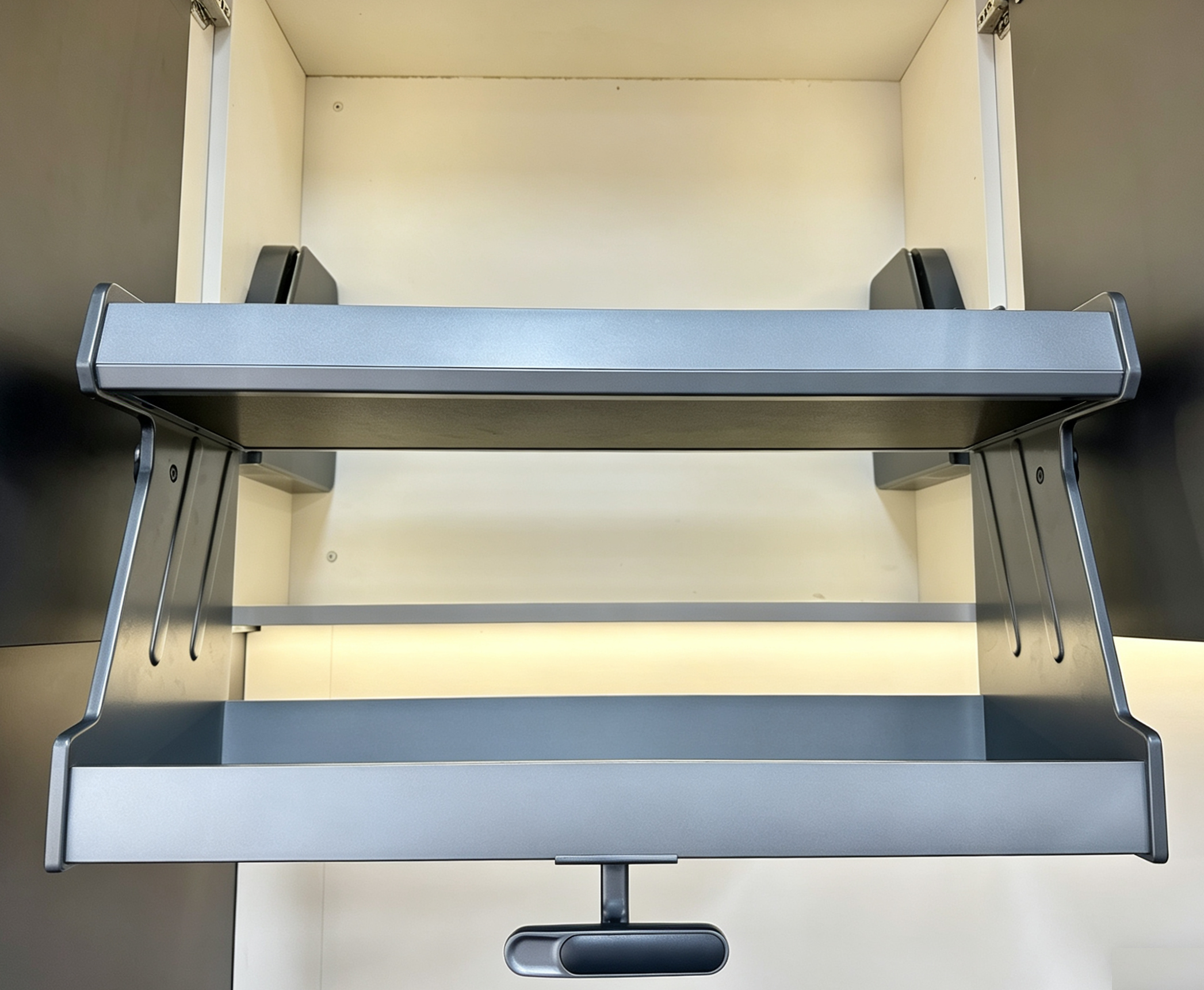 Soft lift-up basket