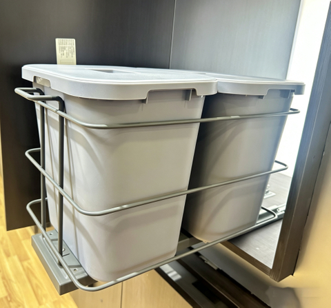 Light large-capacity double-bucket trash can 